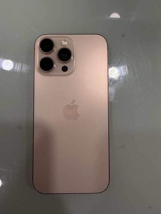 iPhone 16 pro max impecável