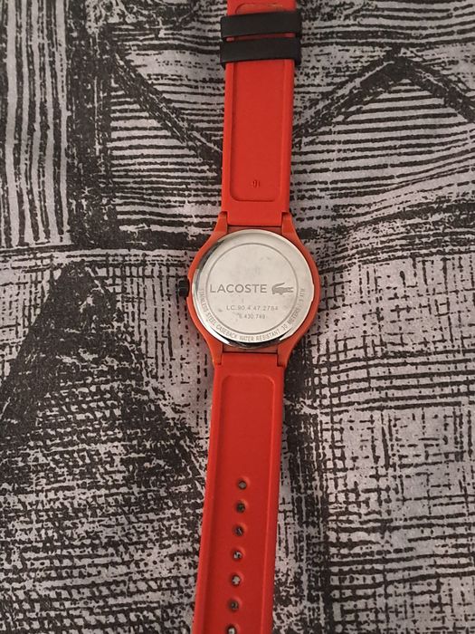 Relogio lacoste vermelho desportivo