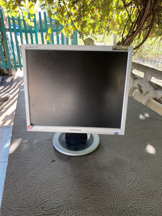 Samsung 710 модель