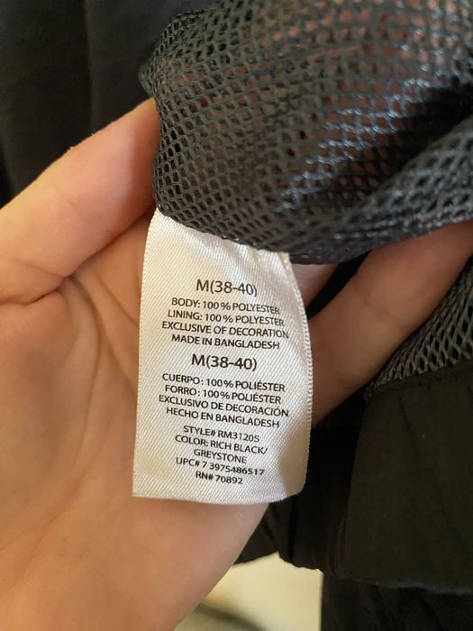 Corta vento do tamanho M