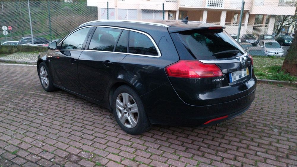 Opel insignia Sports Tourer 2.0 Cdti 2010