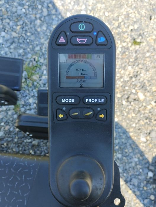Wózek inwalidzki elektryczny pokojowo-miejski ALEX  HANDICARE