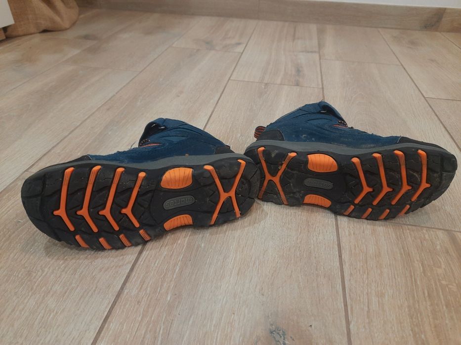 Buty trekkingowe dla chłopca rozmiar 33