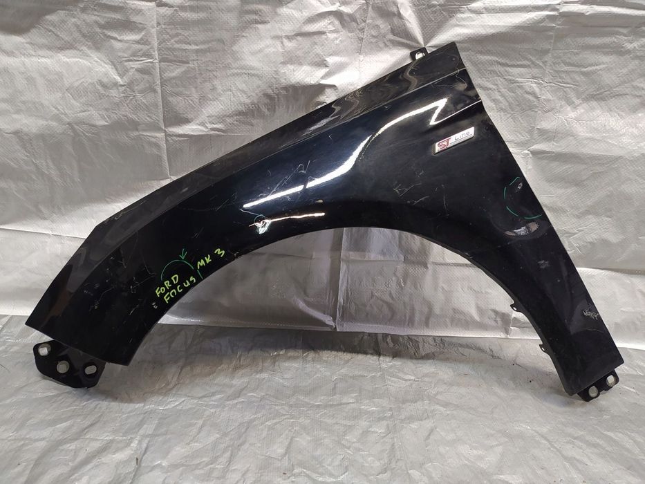 BŁOTNIK LEWY PRZÓD FOCUS MK III 3 ST-LINE
