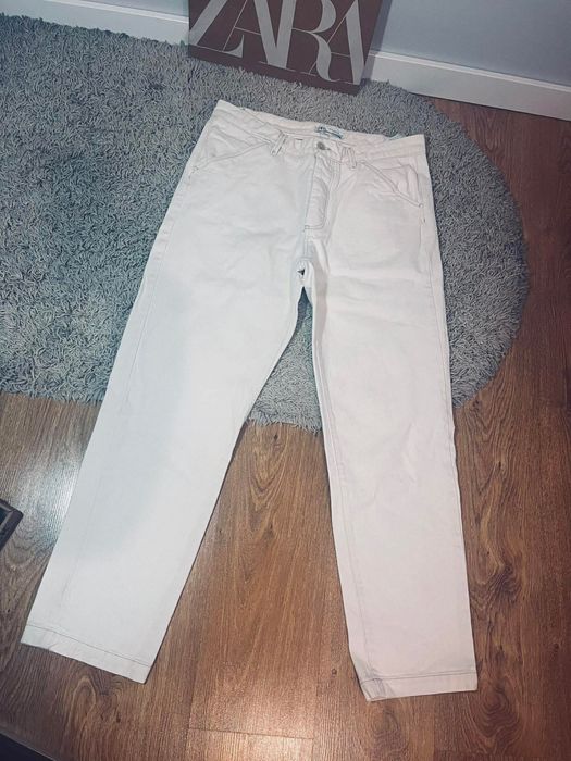 Zara 44 spodnie kremowe jeansy basic