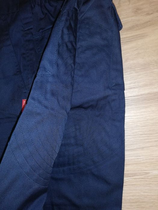 Calça multibolsos reforçadas - novas