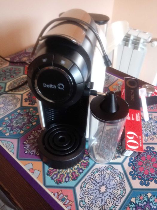 Sprzedam ekspres ciśnieniowy DELTA Q