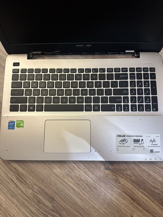 Laptop Asus R556L | I5 | 8GB RAM | SSD +1TB HDD