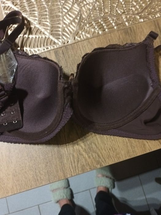 Biustonosz nowy bez metki