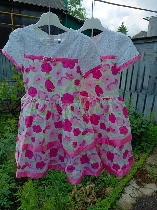 Святкові сукні для дівчаток двійні або близнюкам