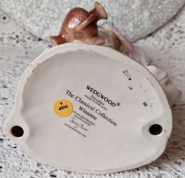 *Cudna WEDGWOOD Kolekcjonerska Figurka porcelanowa Lalka Vintage