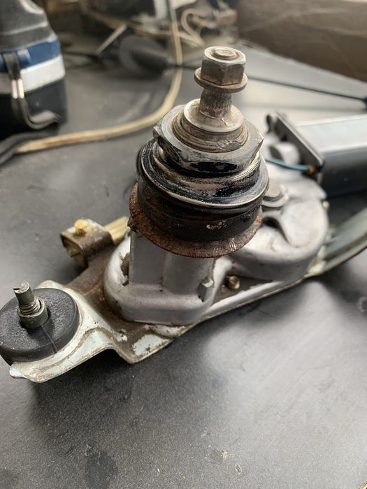 Моторчик Toyota corolla e9 87-92 liftback