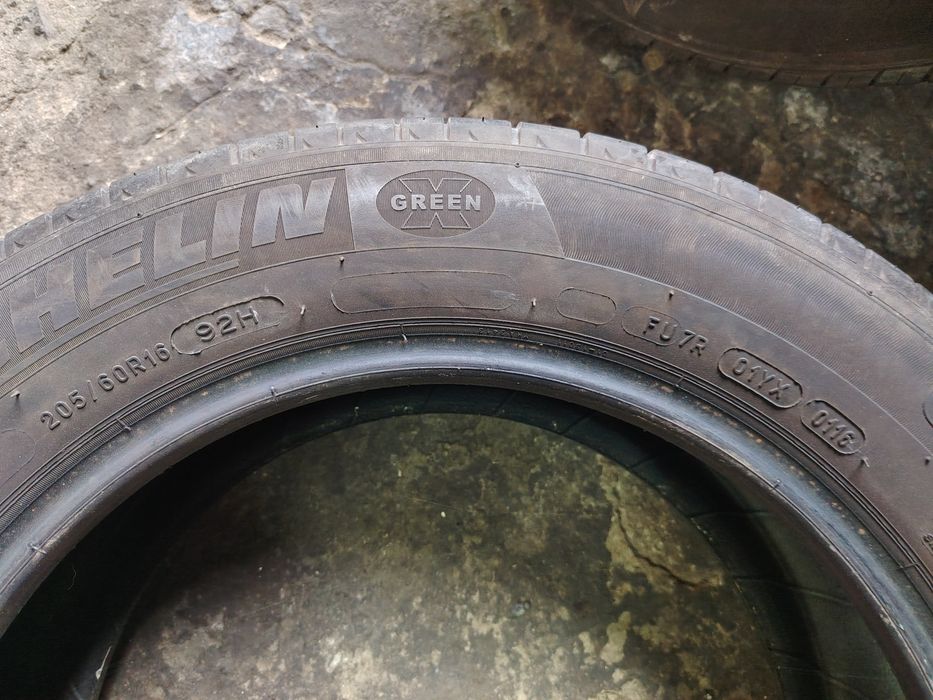 Opony letnie 205/60R16