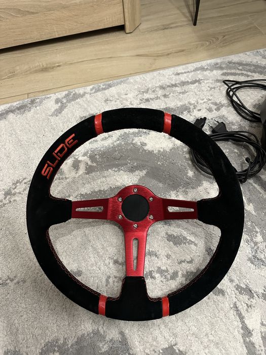 Kierownica thrustmaster t300 ferrari edition