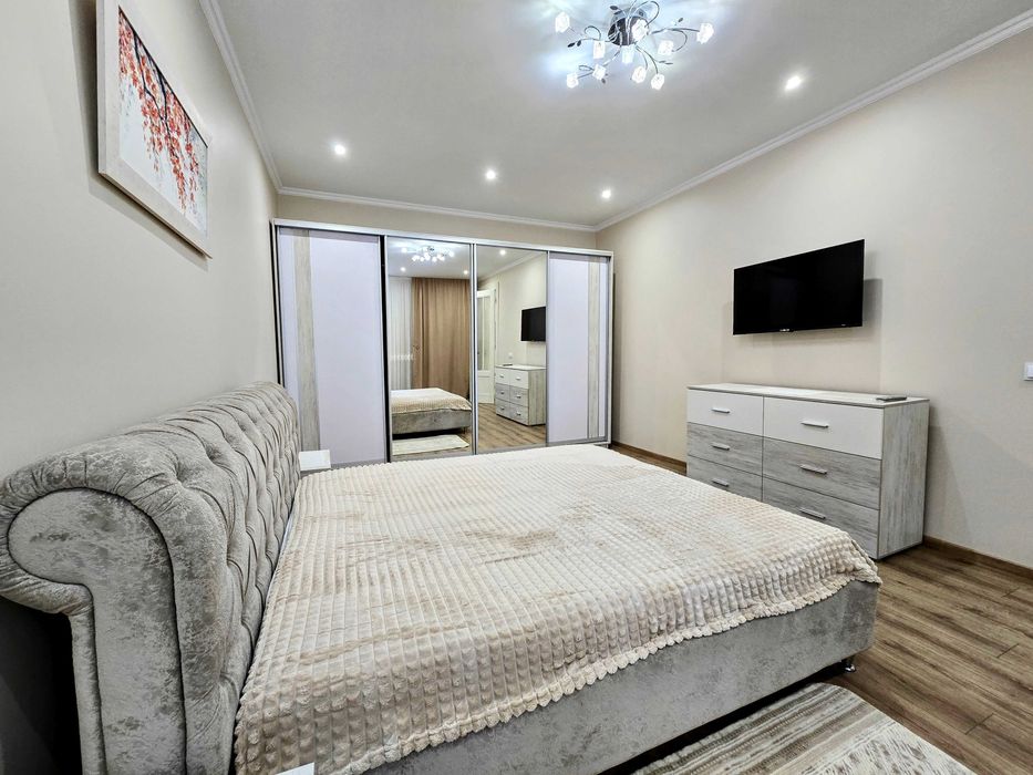 Здається 2-Х кімнатна квартира в ЦЕНТРІ міста на вул.ЖУКОВСЬКОГО