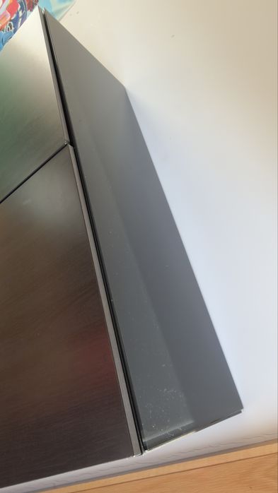 IKEA BESTÅ Preto c/ Extras (Vidro + Suporte Garrafas) – Excelente Estado