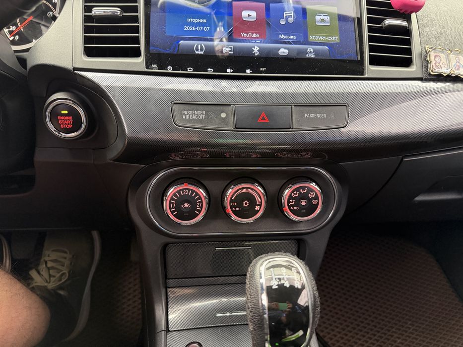 Mitsubishi Lancer X, lancer 10