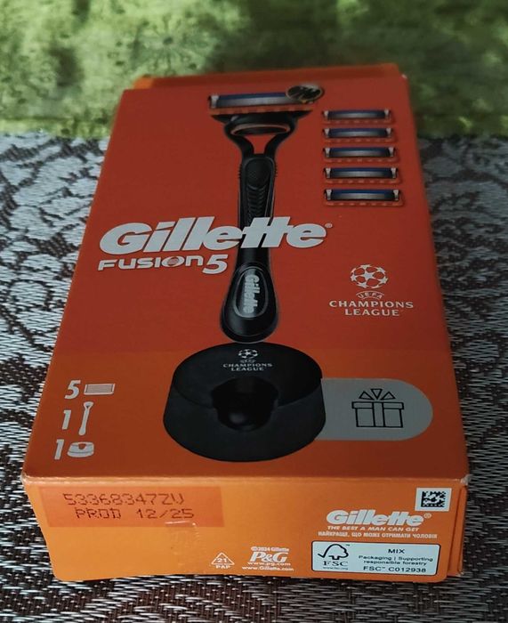 Maszynka do golenia Gillette fusion 5 nowa 5 nożyków