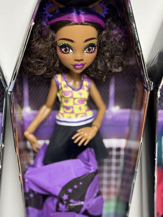 Монстер Хай Monster High Buried secrets Серія 4 – Виїзд на майданчик