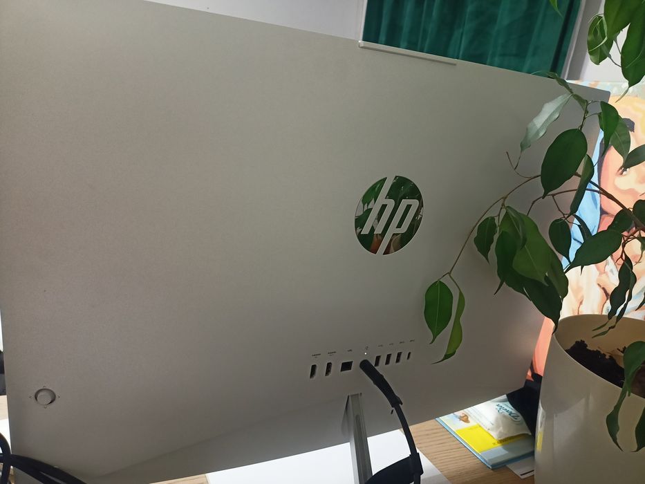 Komputer HP Pavillon All-in-one 27 cali, stan jak nowy