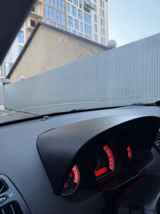 Автомобіль Kia CEED