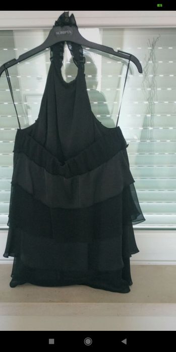 Top preto para festas