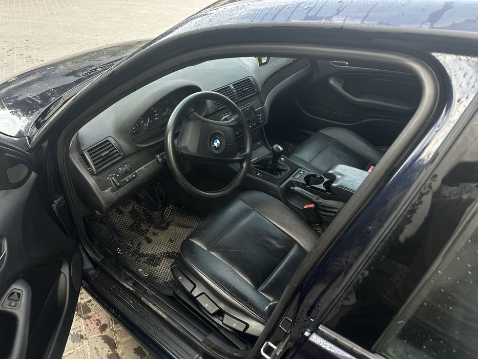 BMW 318I 2002рік