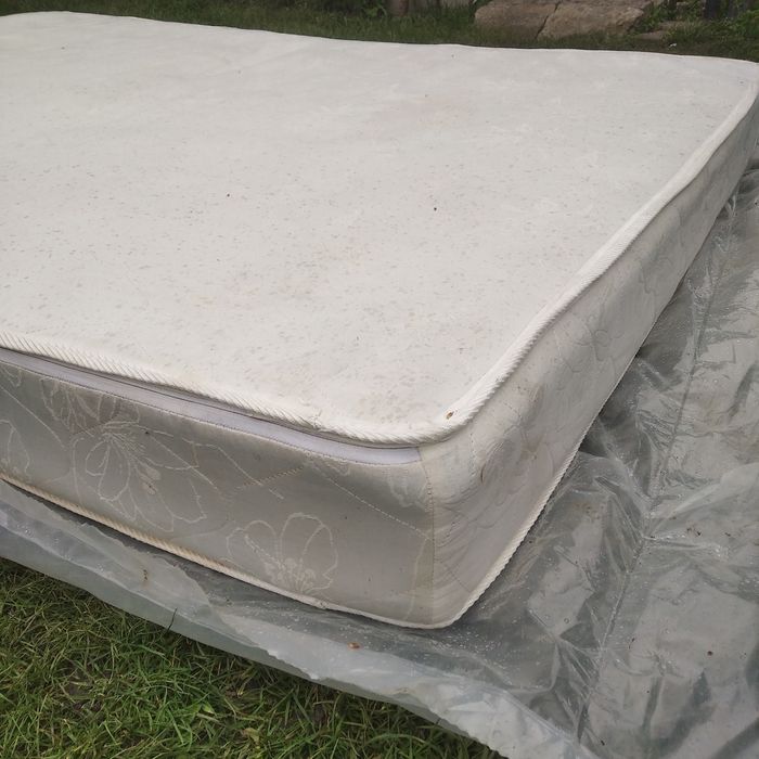 Продаю Матрац не дорого