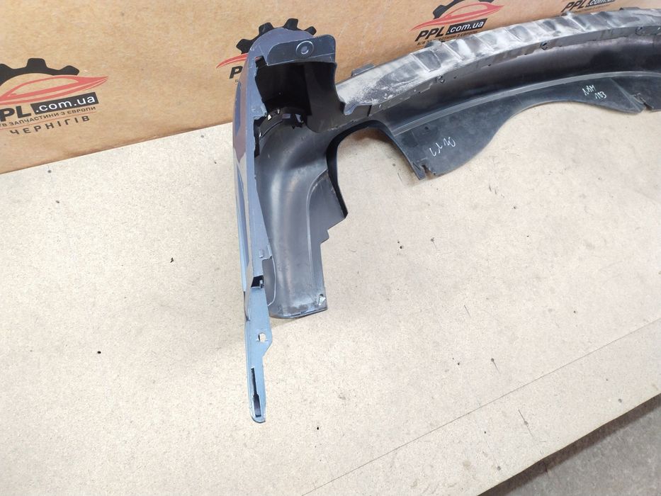 Peugeot 807 2002-2014 Citroen C8 бампер задний SEVEL