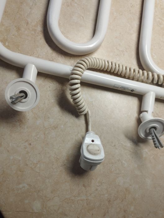 Sprzedam suszarkę łazienkową