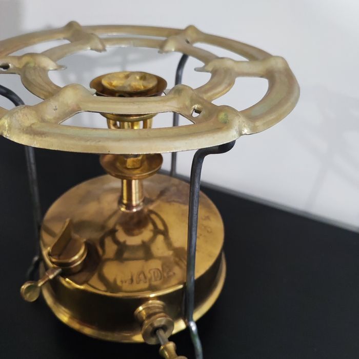 PRL - stara kuchenka na naftę