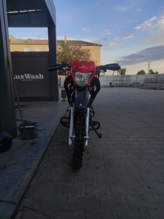 Продам мотоцикл в отличном состоянии на ходу все исправно сёл поехал