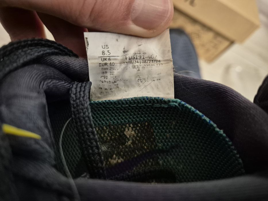 Buty damskie do biegania Nike ZoomX  Zegama Trail 2 rozmiar 40.