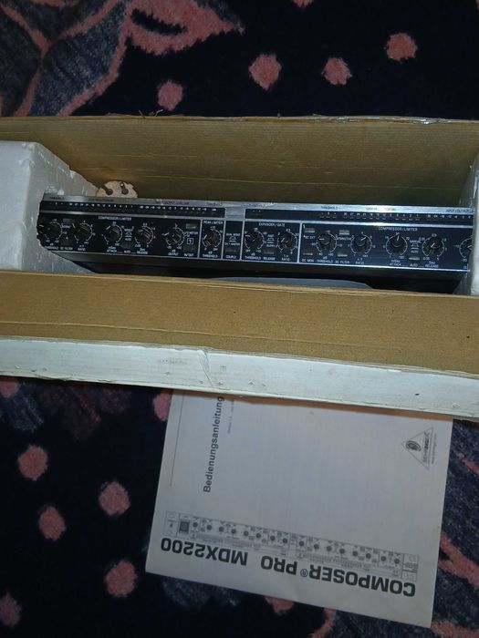 Компрессор COMPOSER PRO MDX2200