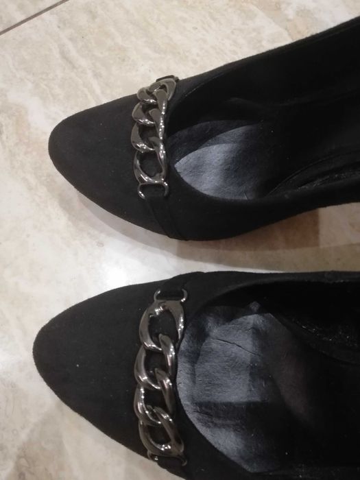 Buty szpilki czarne 41 czerwona podeszwa
