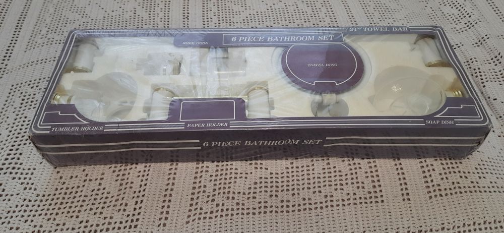 Сантехника белый металлический набор для ванной