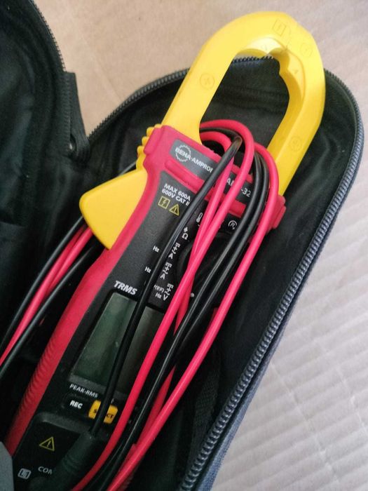 Alicate Amperímetro Digital RS PRO RS-330 Como Novo | Com Bolsa Original
