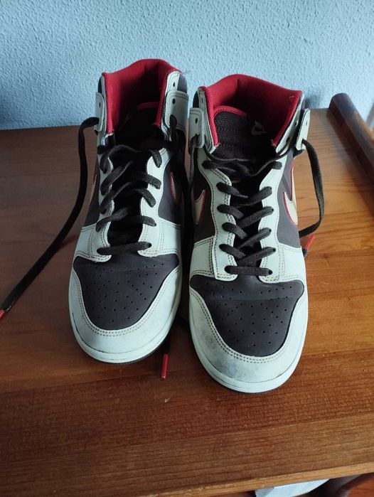 Ténis Nike Dunk High Retro Se, com muito pouco uso