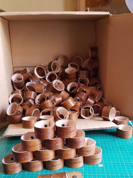 Argolas para Guardanapo Couro Personalizado