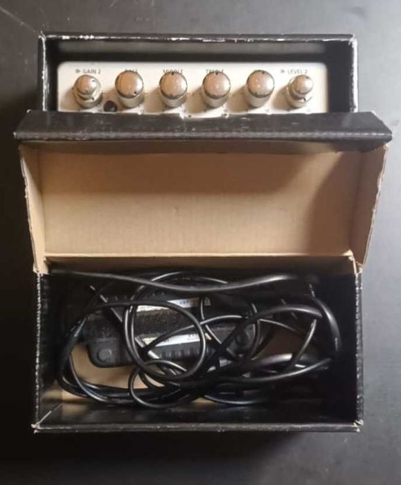 Vários pedais: Tc Eectronic Jims 45, Marshall 1959, Wampler Pinnacle, Blackstar HT Dual