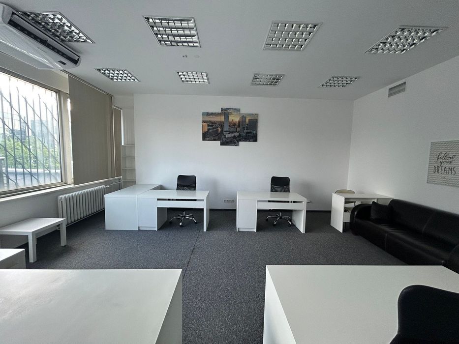 Biuro 40 m² po remoncie – 6 stanowisk – Ostrobramska