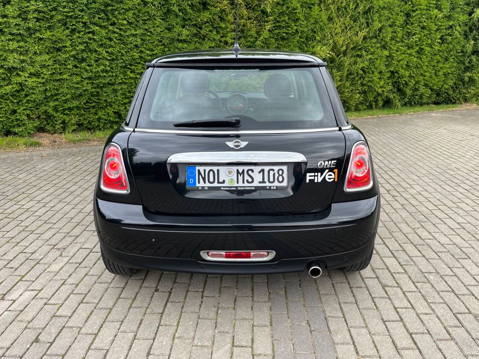 Mini One 1,6 klima niski przebieg