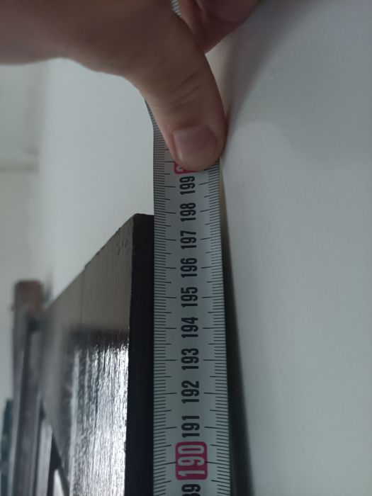 Porta em madeira maciça