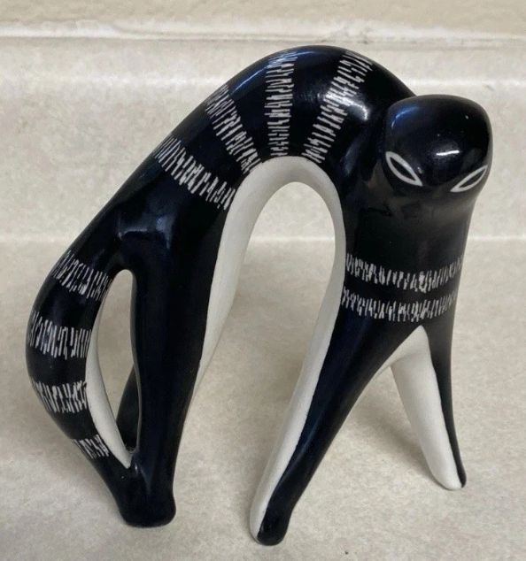 Dziki Kot figurka porcelanowa Bogucice okres PRL