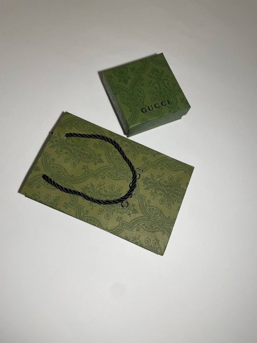 Браслет Gucci.