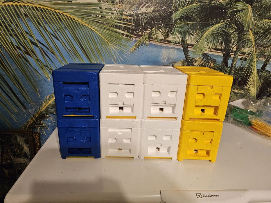 Uliki ule  weselne 8szt  matki królowe  nowe