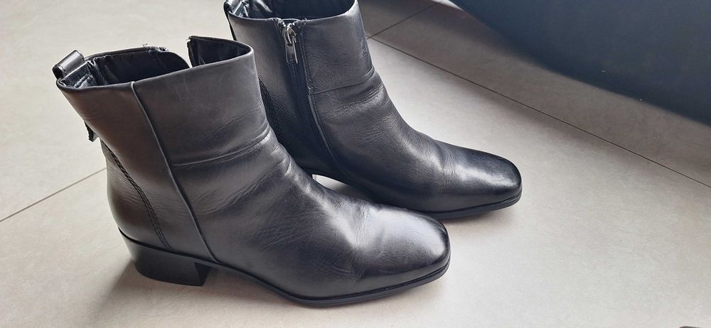 Botki czarne damskie skórzane Lasocki r.41 JAK NOWE