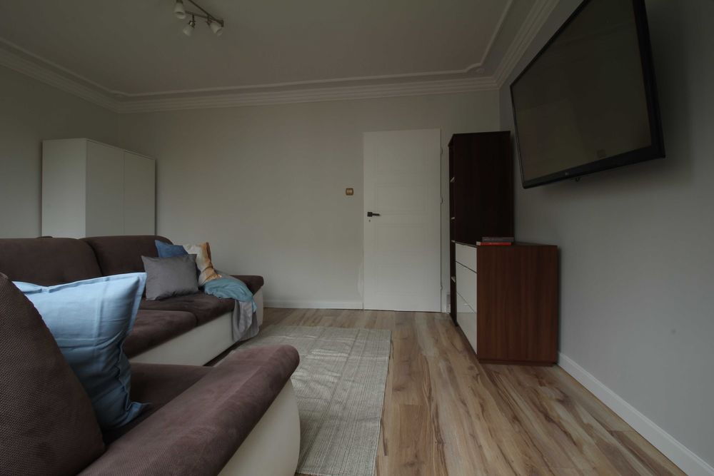 Pokój z balkonem w mieszkaniu tylko 3 pokoje