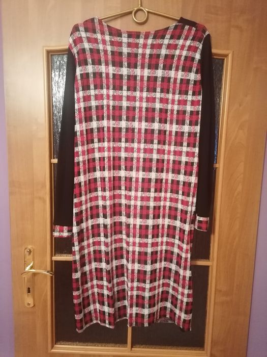 Sukienka w krateczkę rozm. XL!