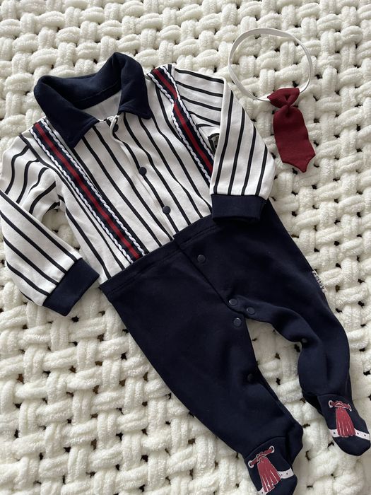 Чоловічок , розмір 3-6 місяців